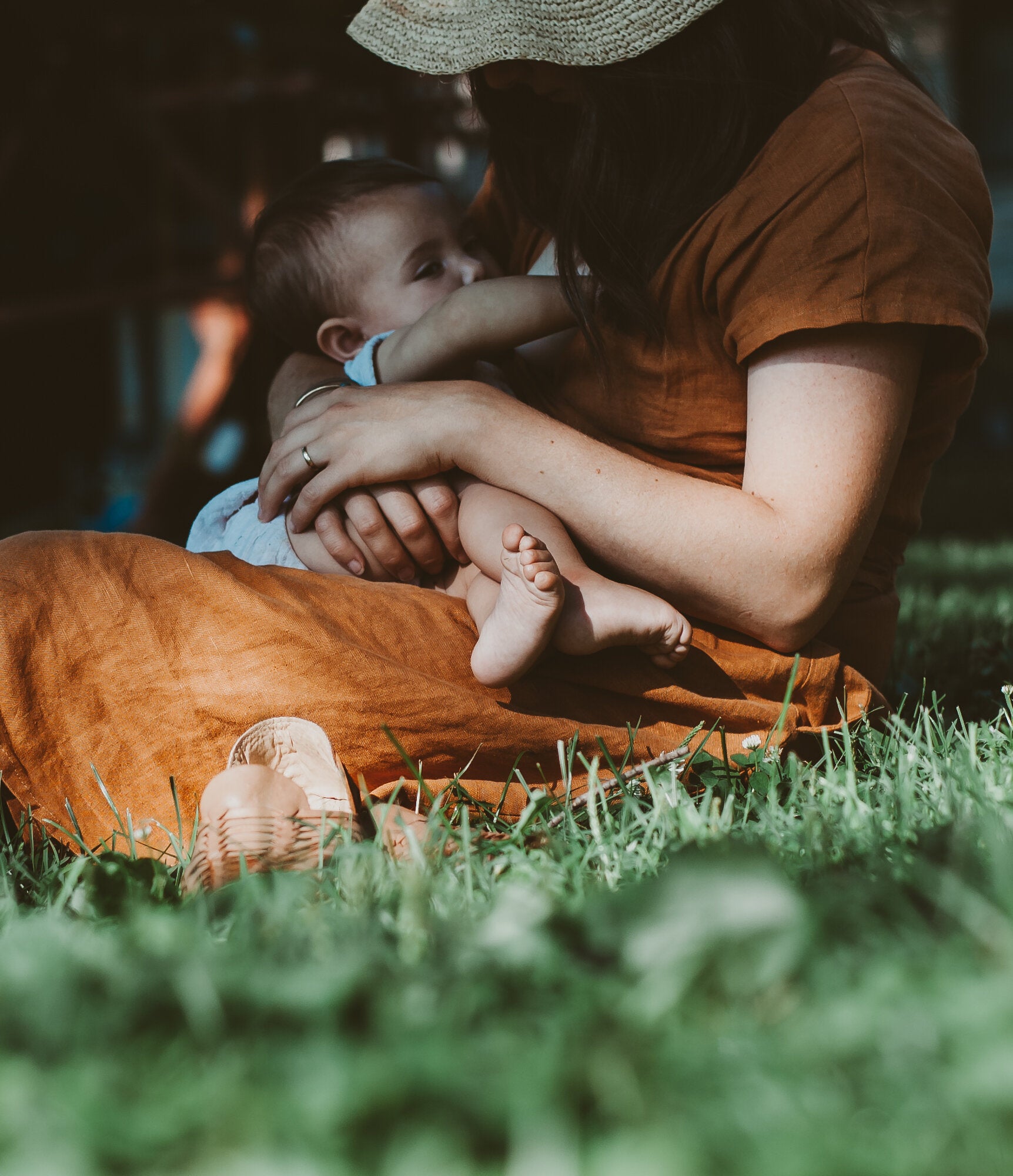 Dressing for Maternity and Postpartum