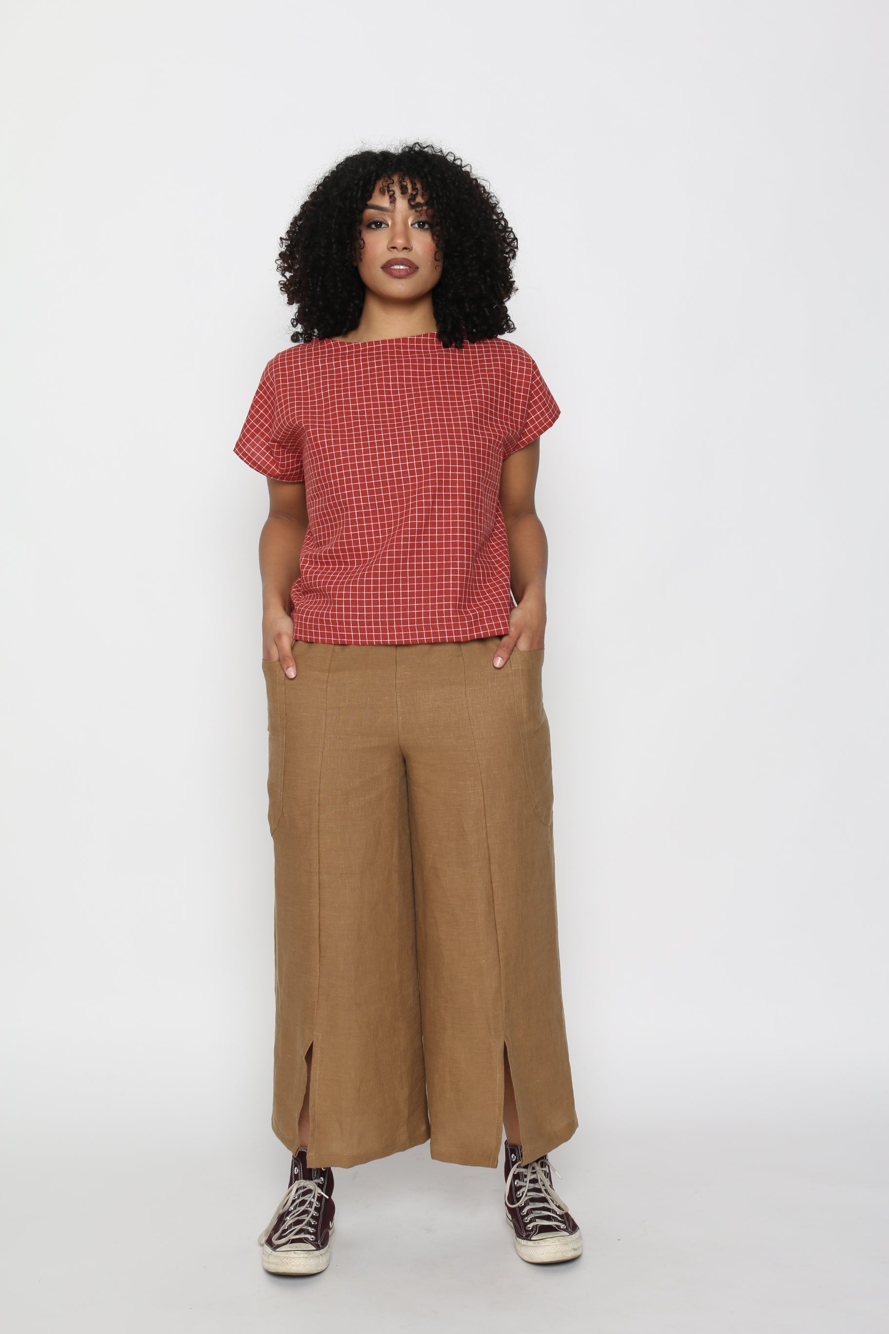 Alexus is wearing size S. Her measurements are: Height 5'8" | Bust 34" | Waist 27" | Hip 42"