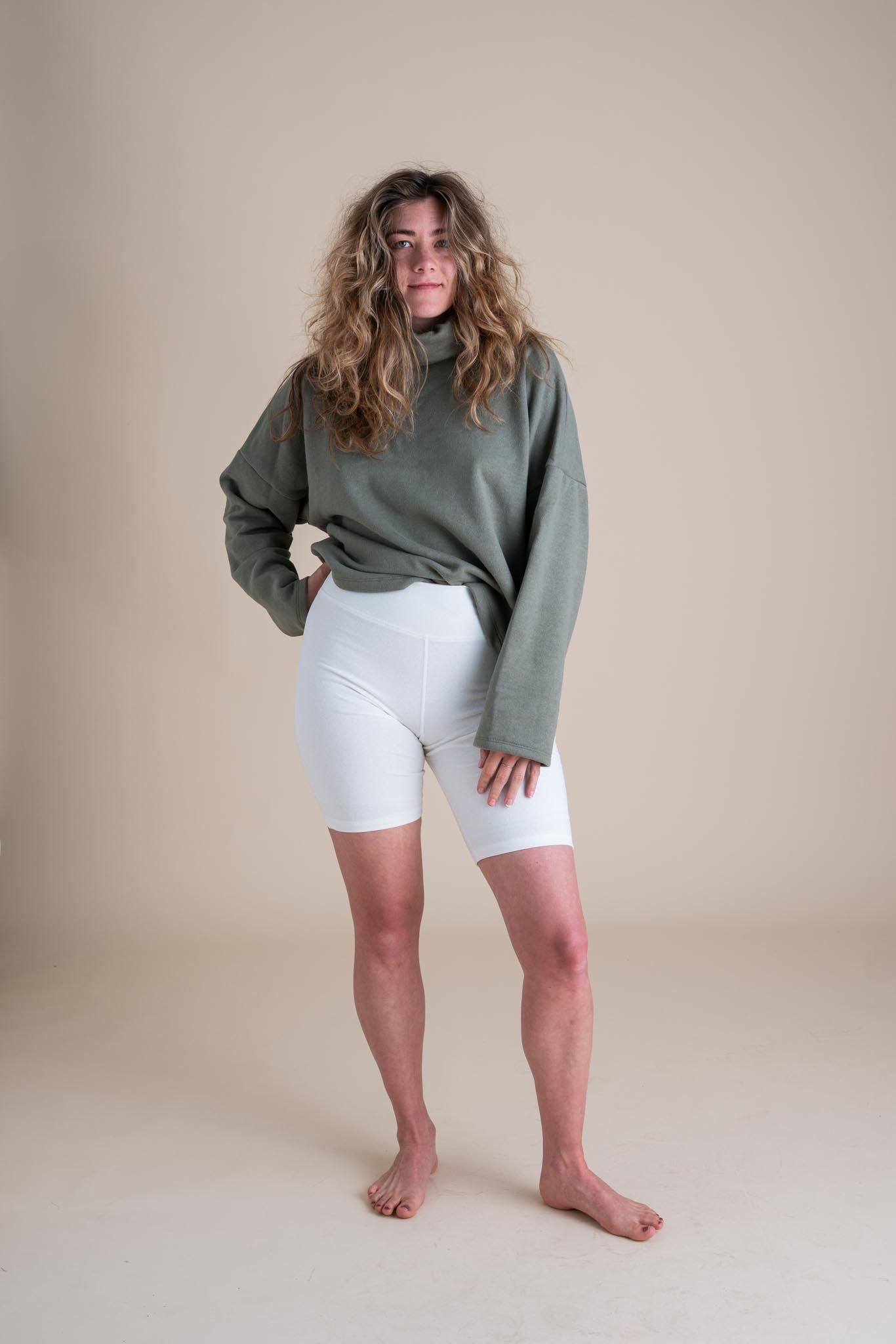 Audra is wearing a size M.