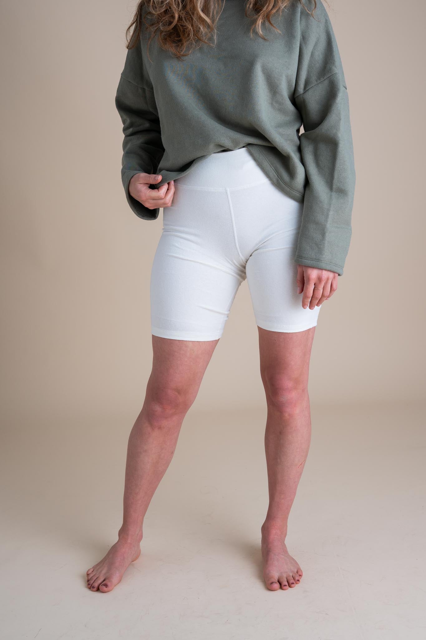 Yoga Bike Shorts in Natural
