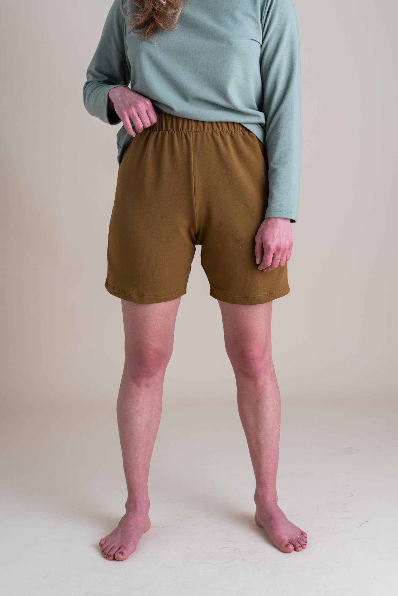 Jayne Shorts in Almond