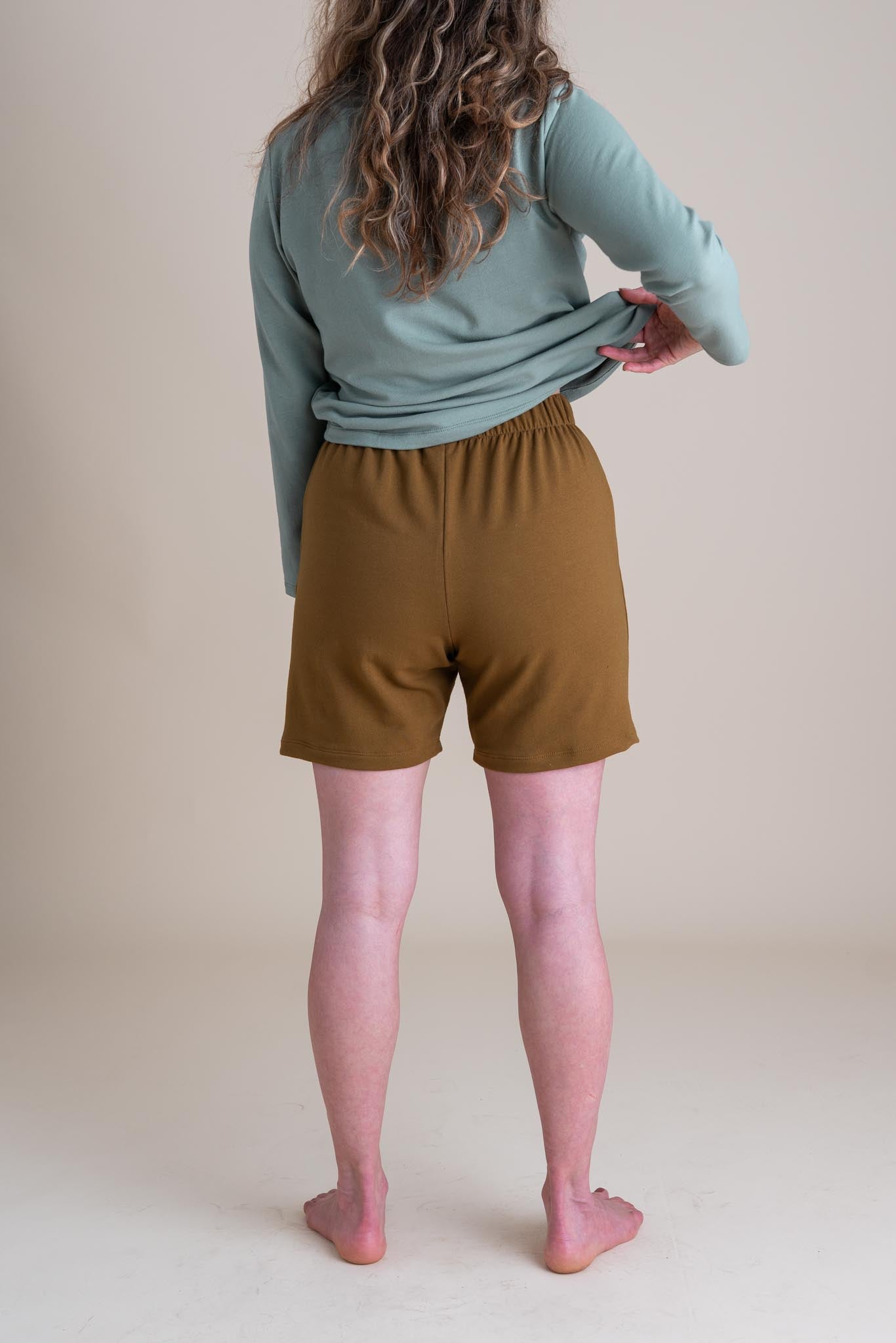 Jayne Shorts in Almond