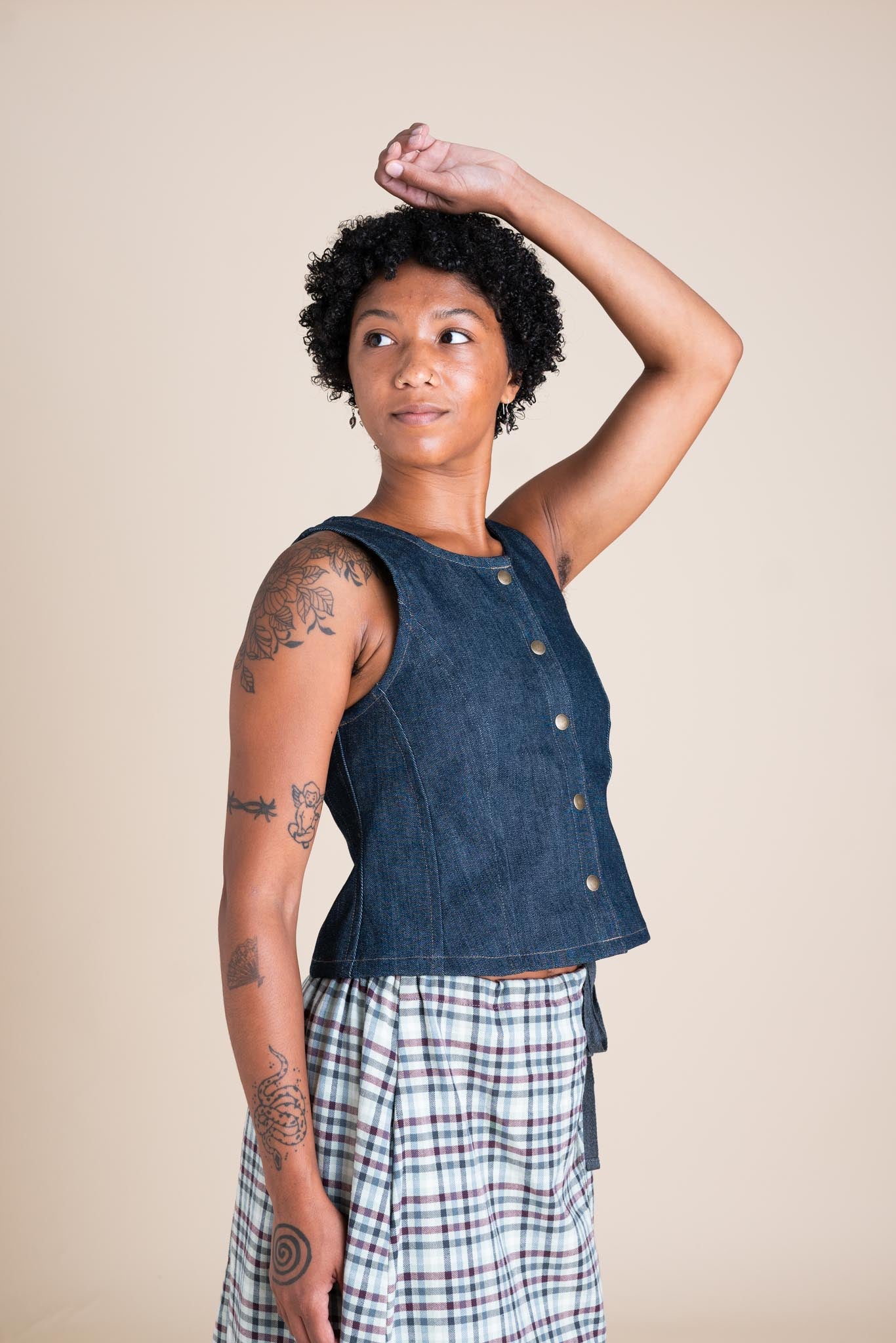 Britney is wearing a size XS.