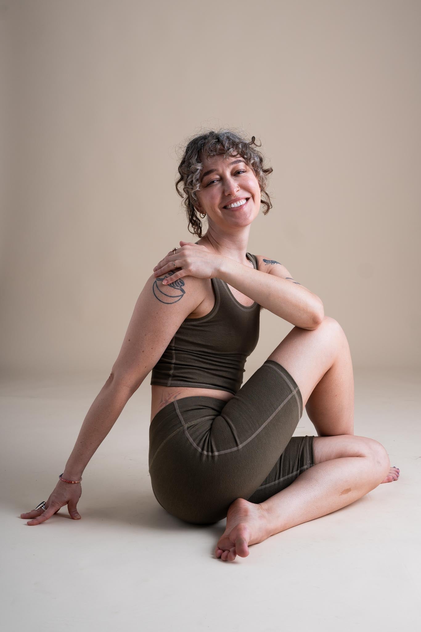 Yoga Bike Shorts in Olive