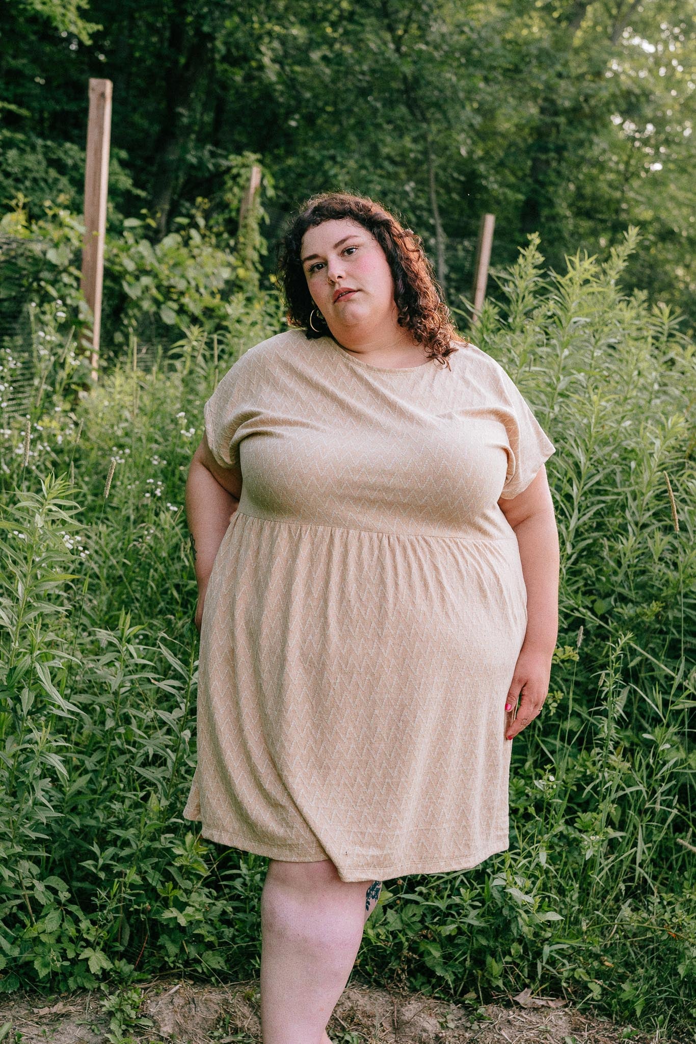 Francie is wearing a size 4X.