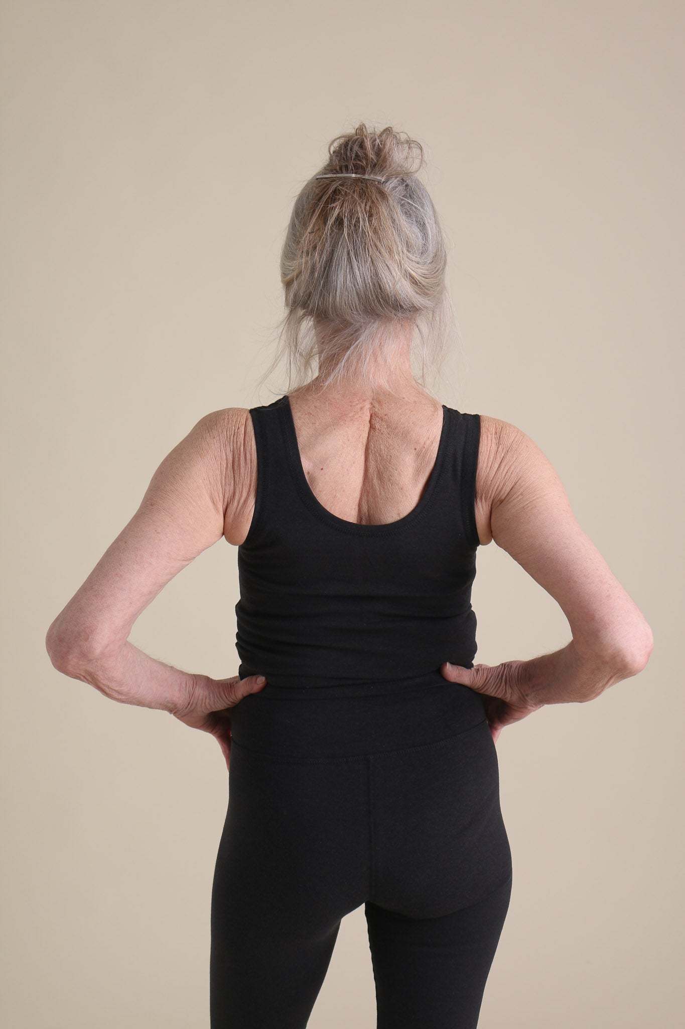 Yoga Crop Tank in Black