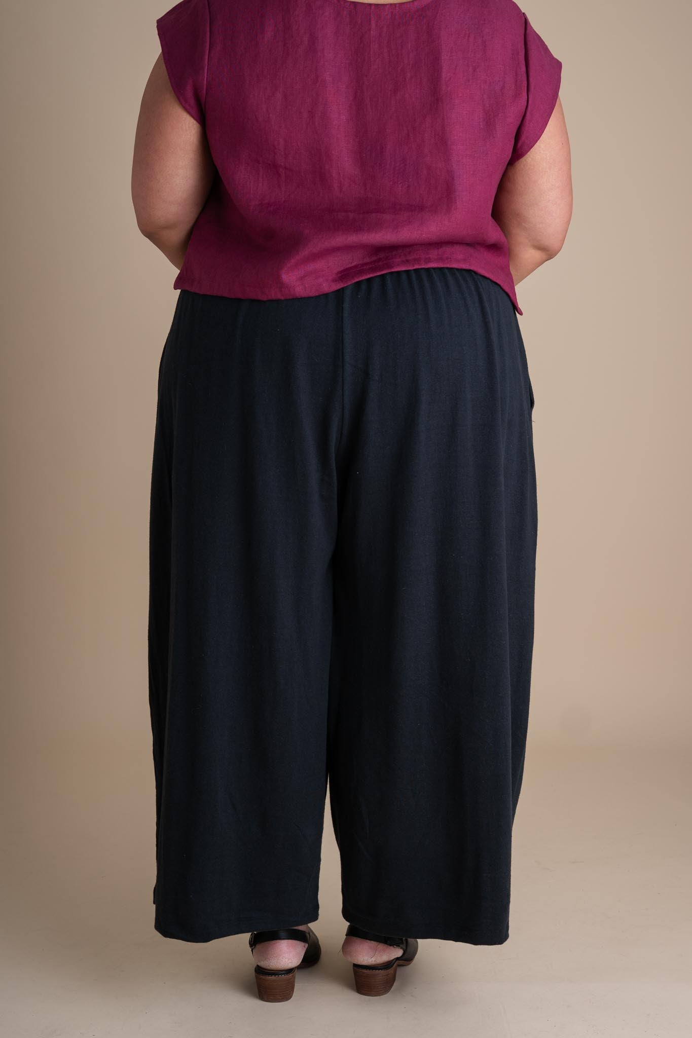 Weekend Pants (Updated) in Graphite – Conscious Clothing