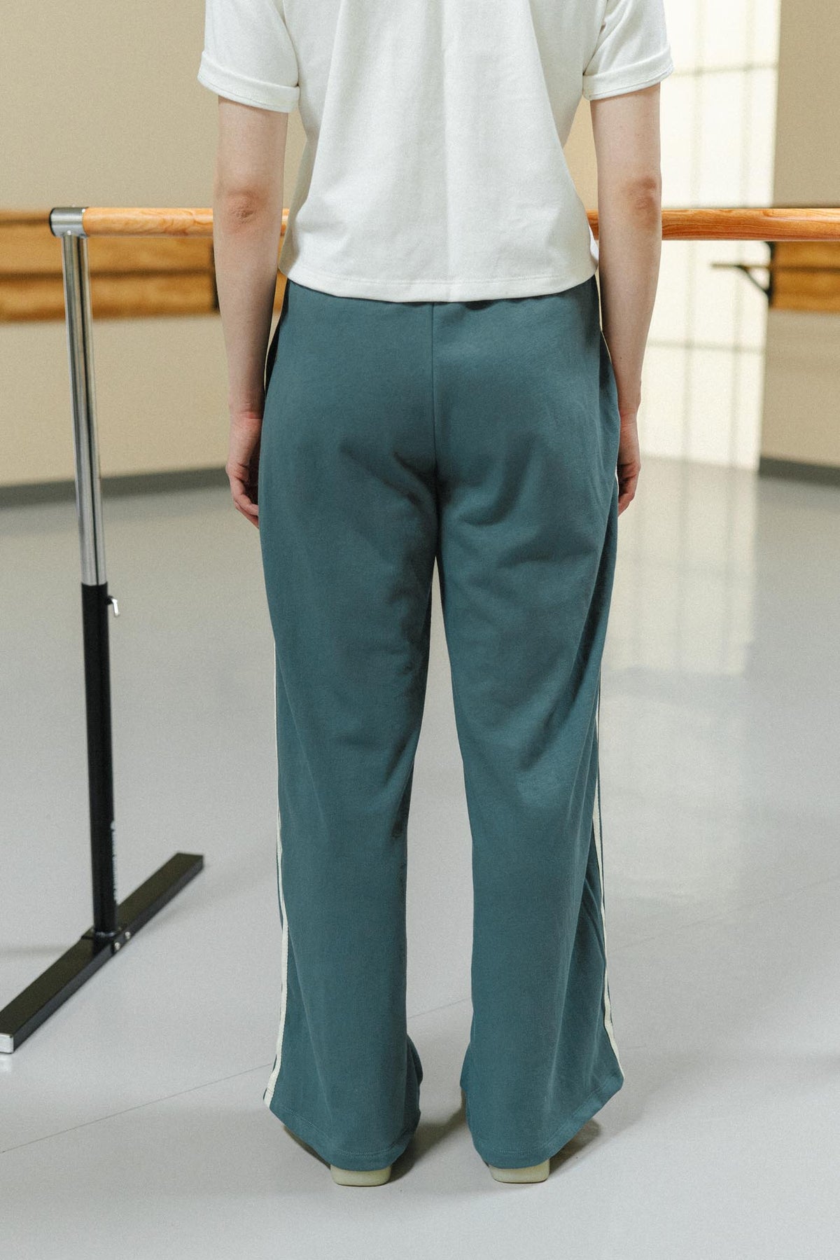 Studio Pant in Aegean