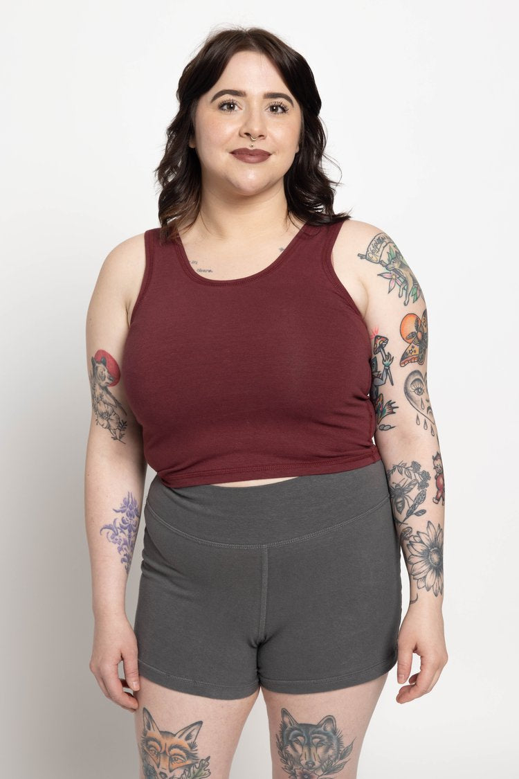 Alyx is wearing a size M top and bottom. Her measurements are: Height 5&#39;3&quot; | Bust 42&quot; | Waist 35&quot; | Hip 42&quot;