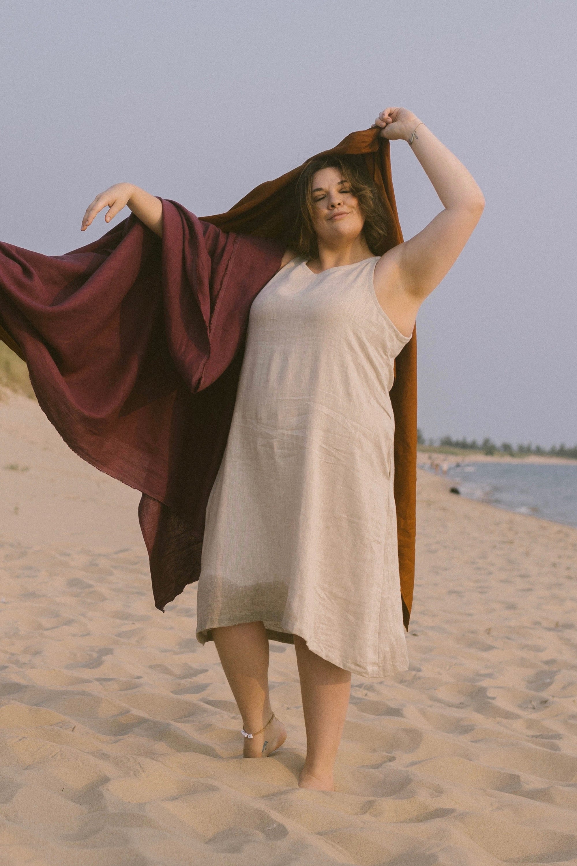 Amber is wearing a size XL.