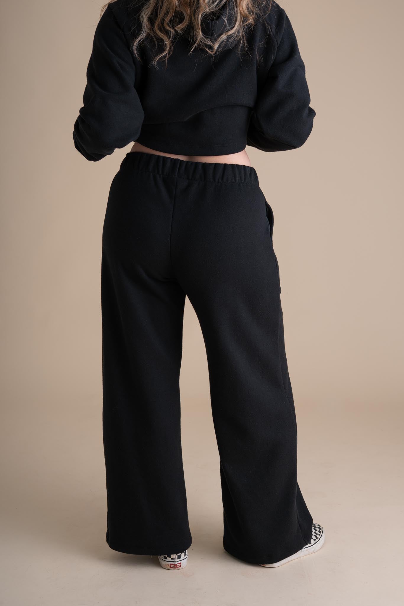 Retreat Pants in Black