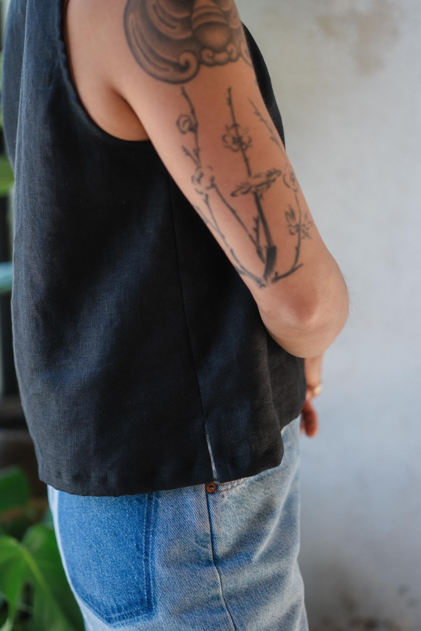 Classic Tank (Updated) in Black Linen