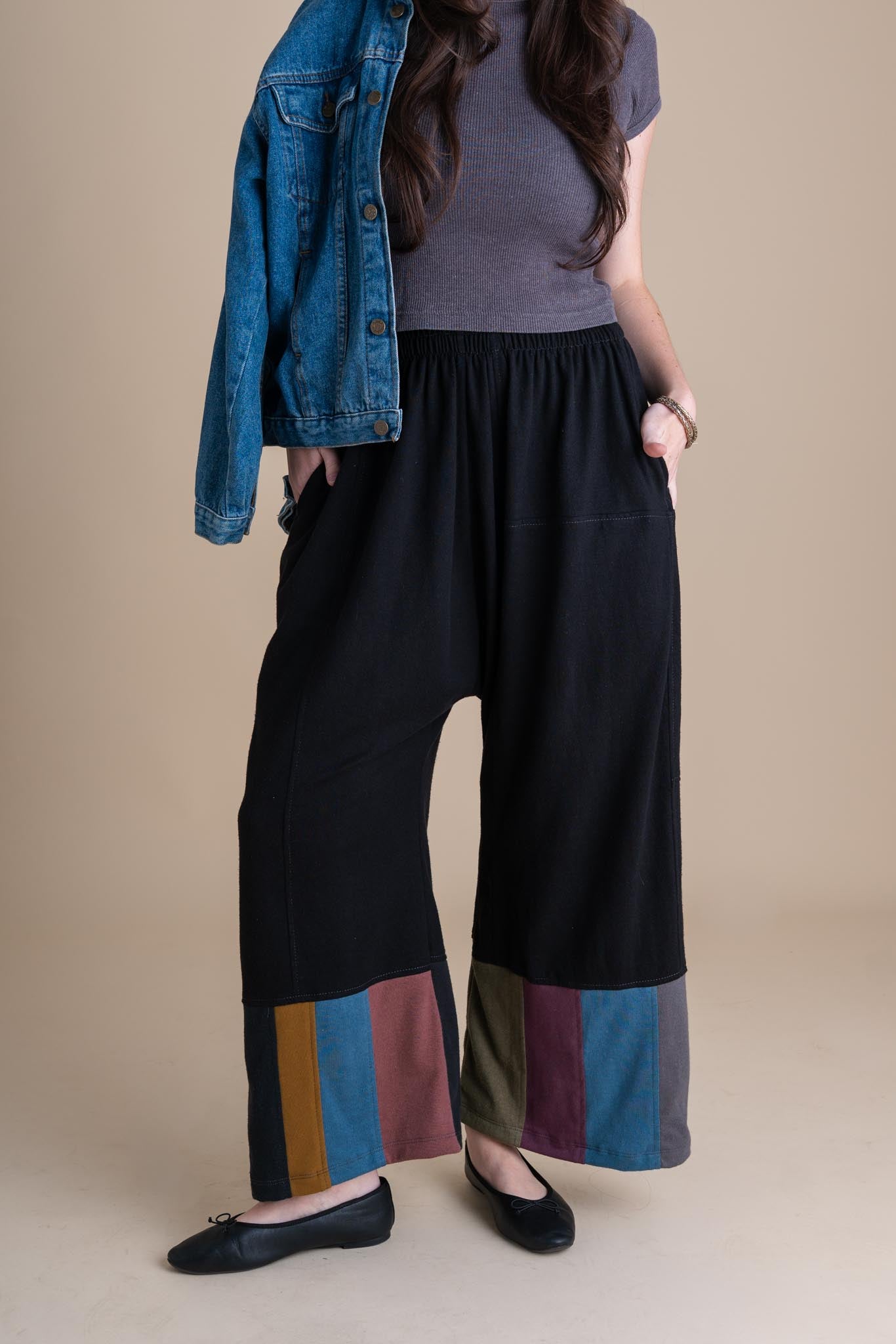 Hannah is wearing a size S Full Length.