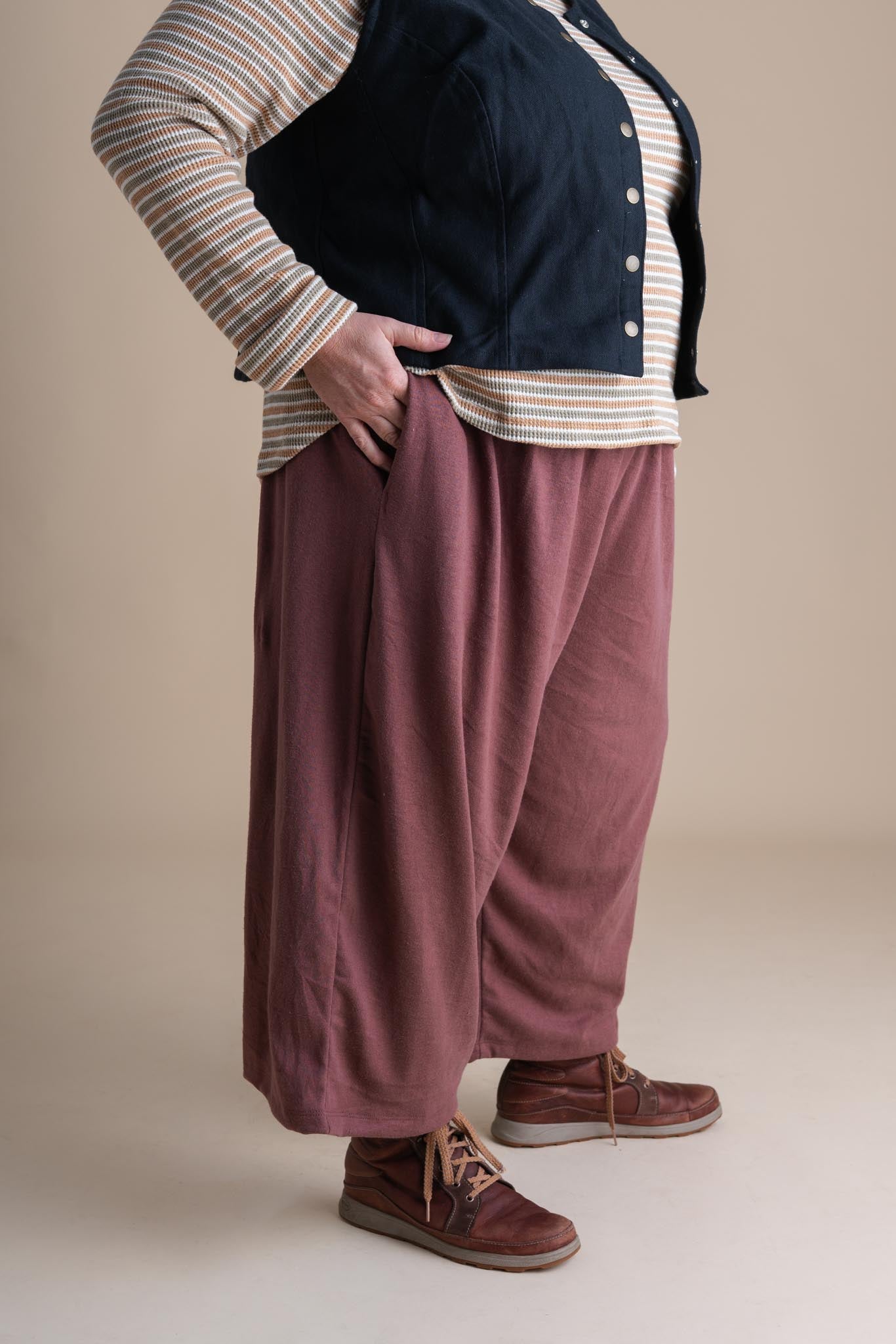 Weekend Pants (Updated) in Russet