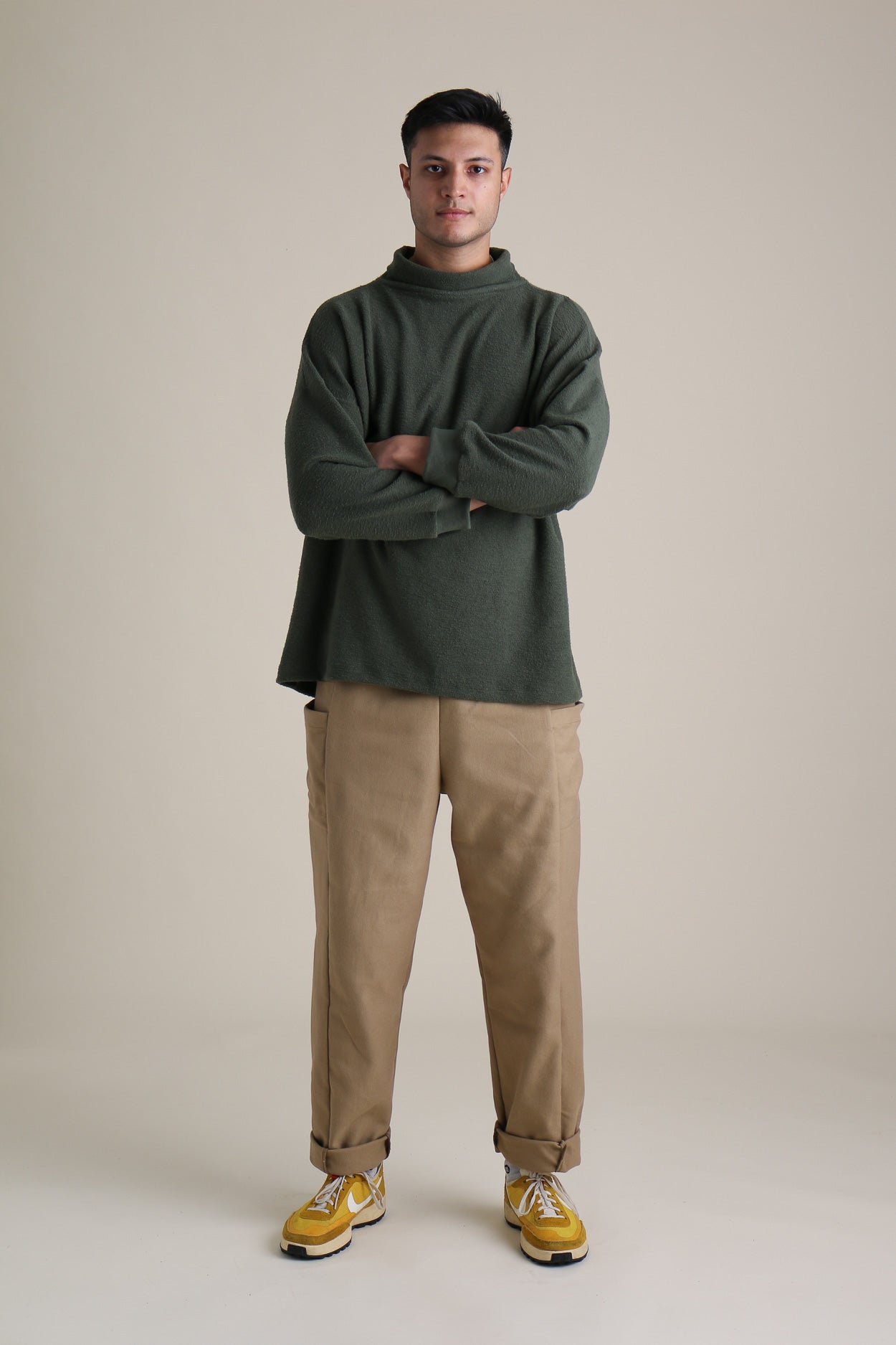 Matt is wearing a size L.